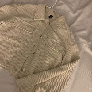 Beige veste. Size S